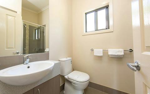 Deluxe Cabin - Sleeps 4