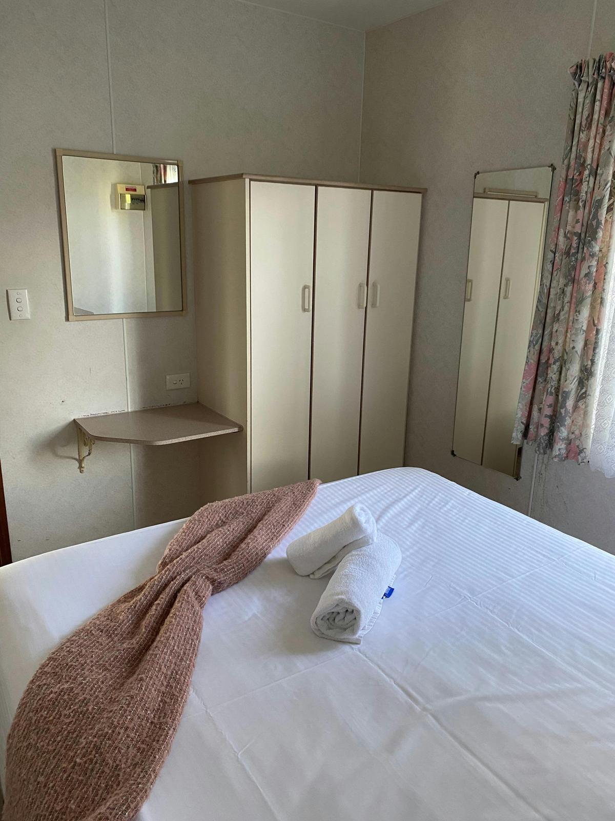 Creswick Holiday Park Two Bedroom Cabin