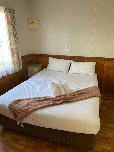 Creswick Holiday Park One Bedroom Cabin