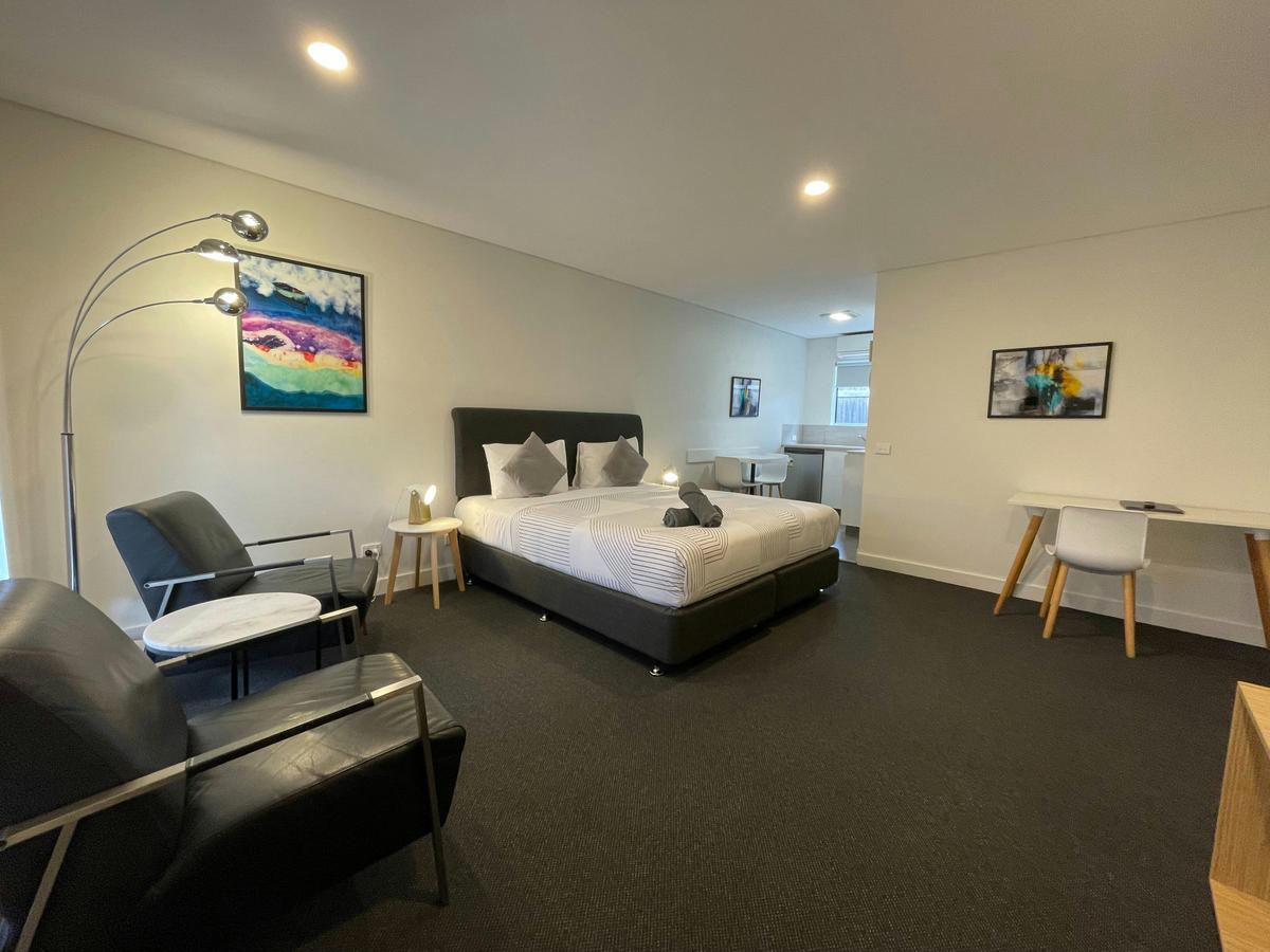 Deluxe King Room Interior View 1