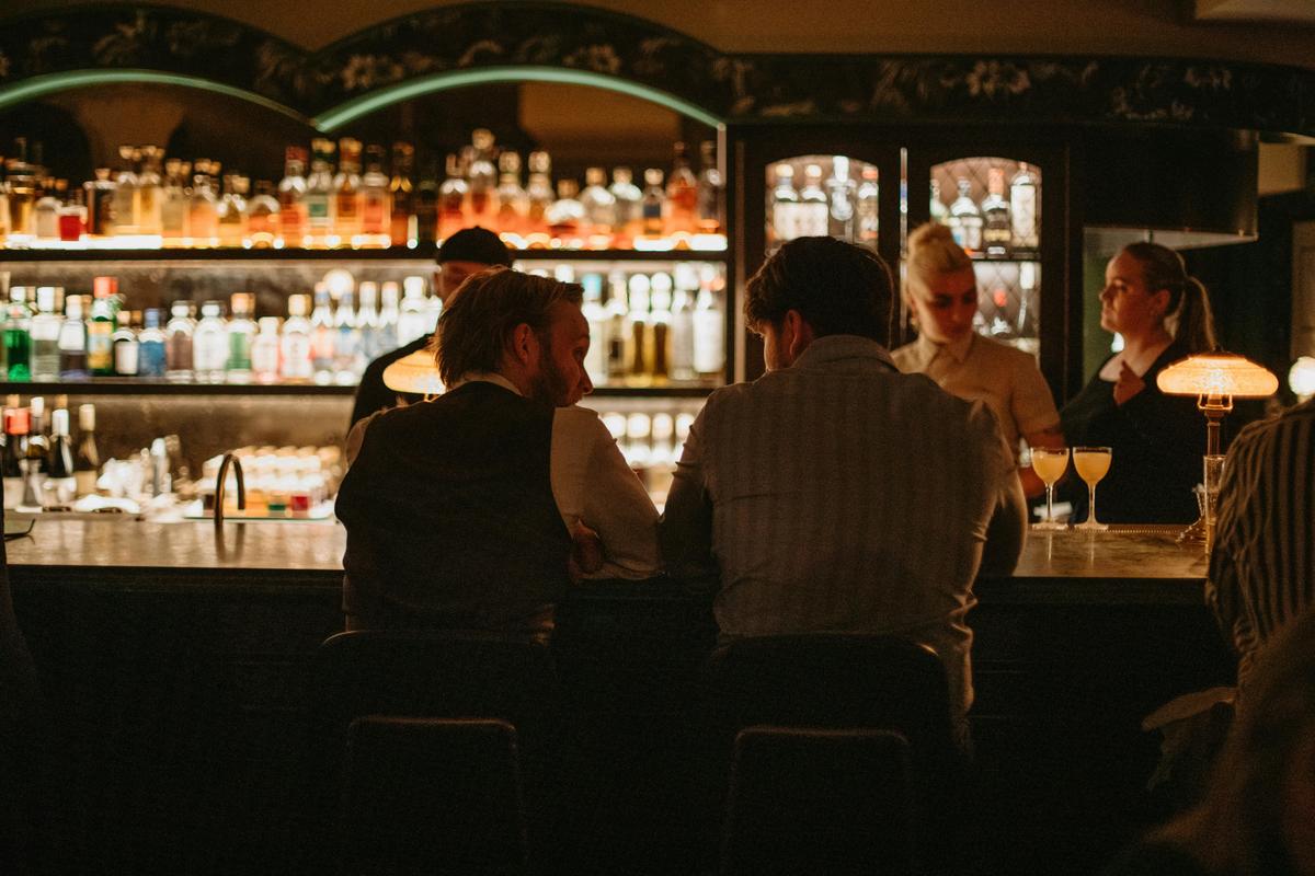 The bar at Dessous