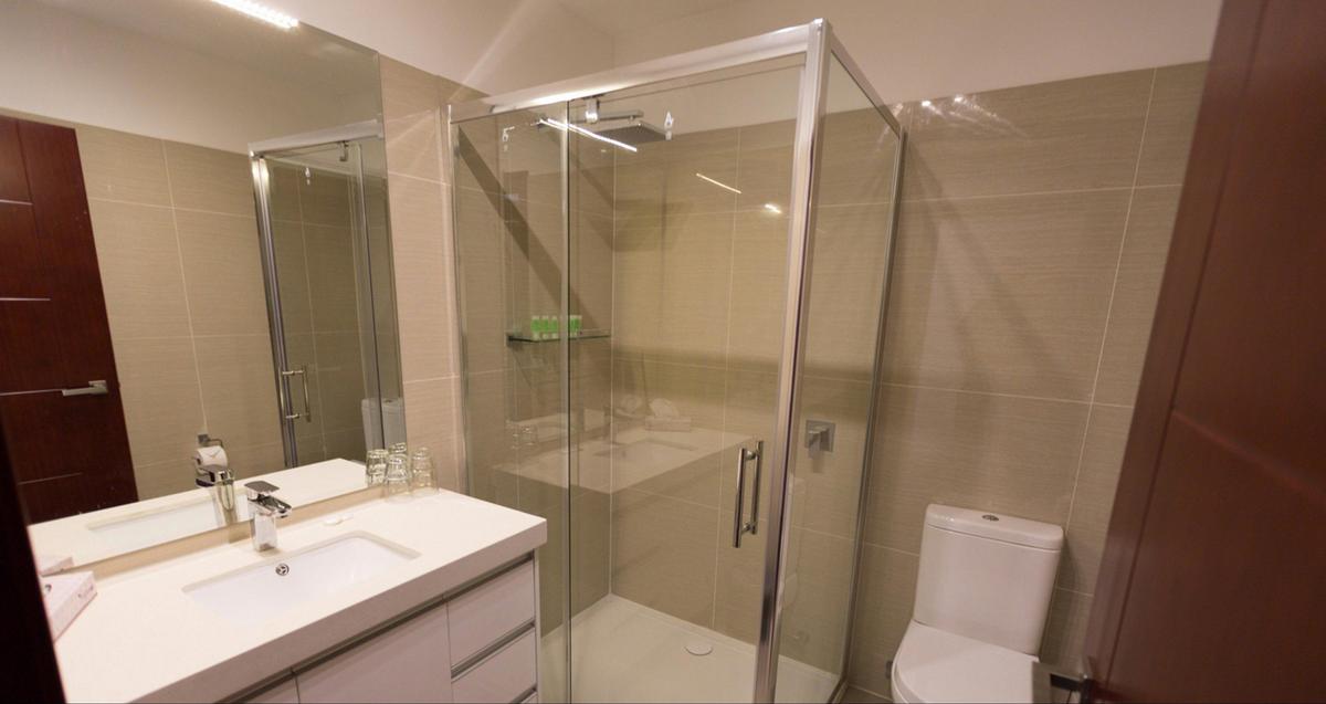 Ensuite