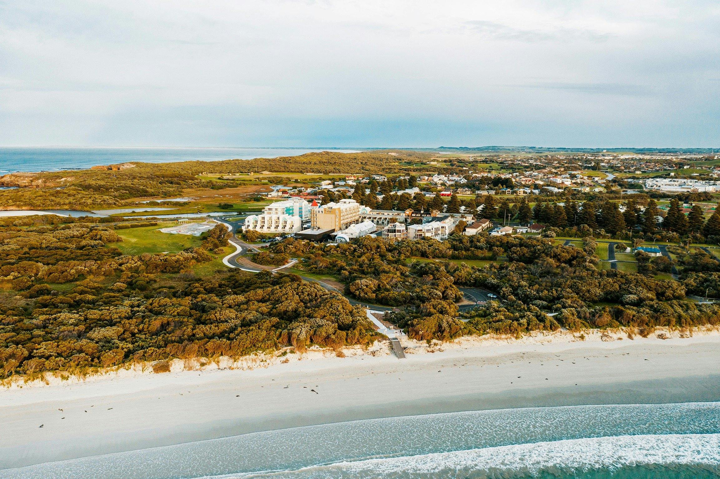 Deep Blue Hot Springs Warrnambool Victoria