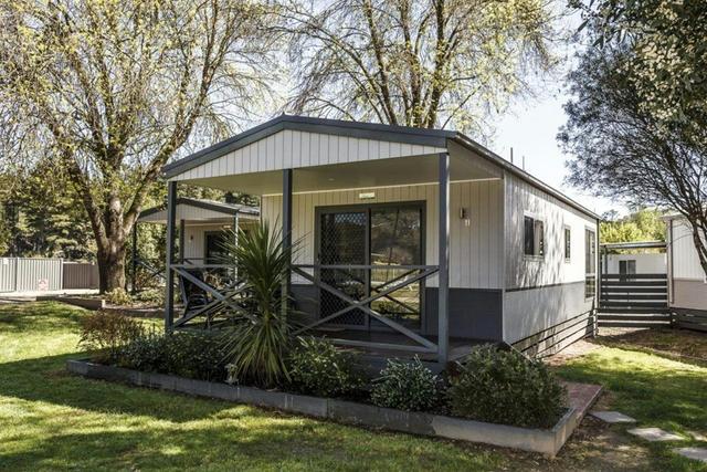 Superior Two Bedroom Cabin - Sleeps Six