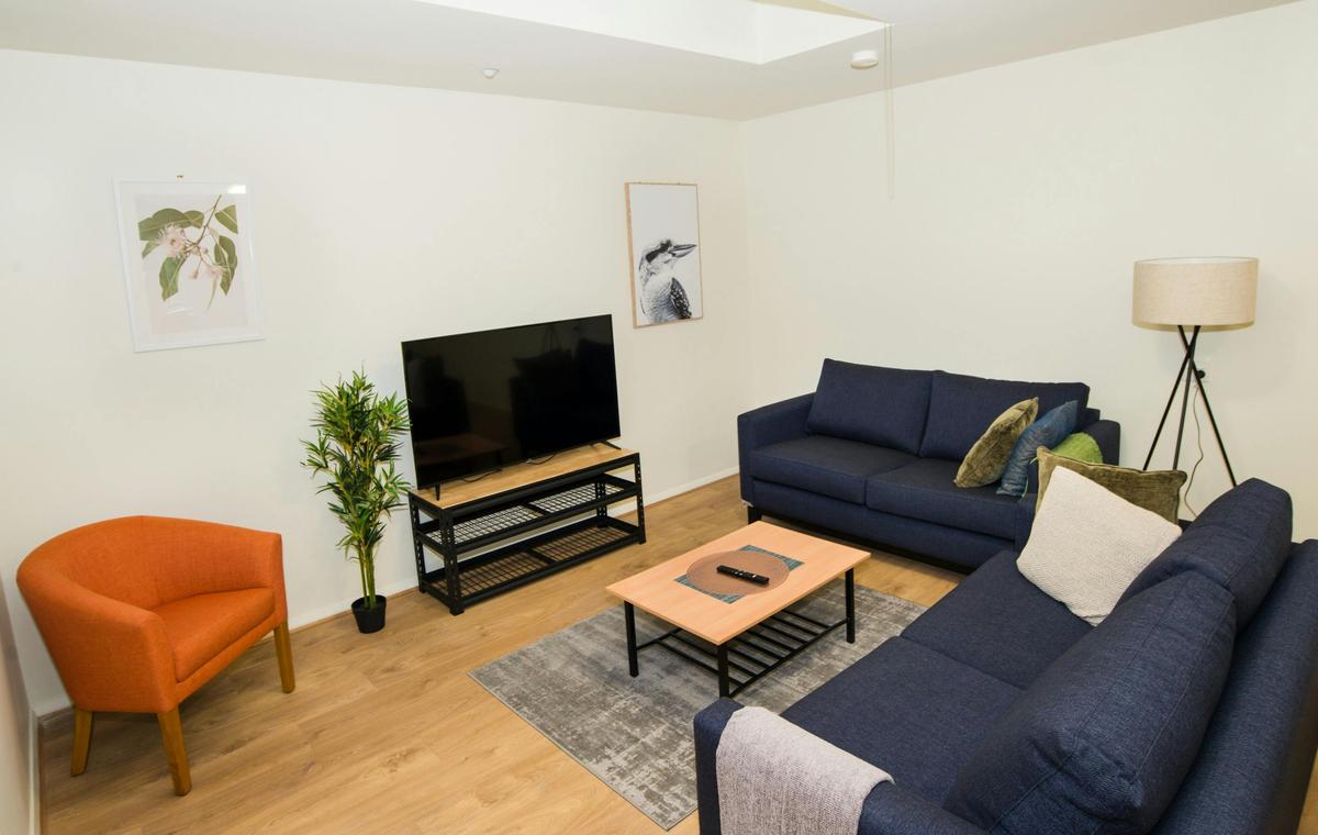 Elsworth Street Apartments