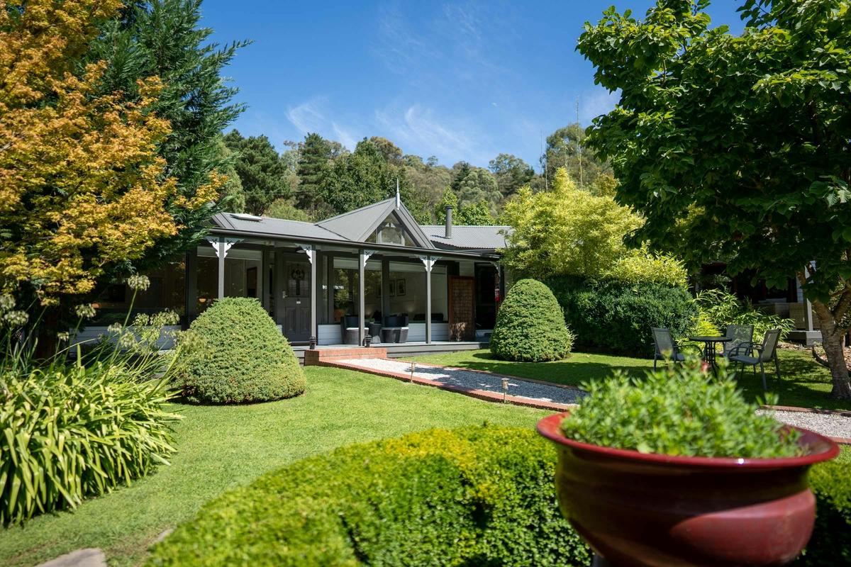 Garden Lodge and gardens, Eden Yarra Valley