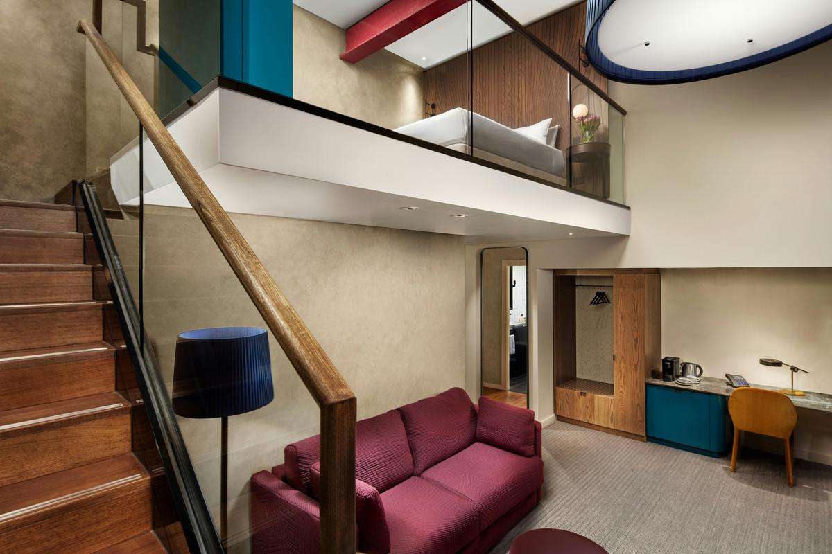 King Loft Room