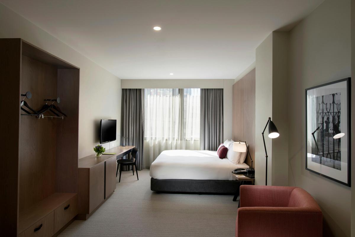 Accessible room DoubleTree by Hilton Melbourne