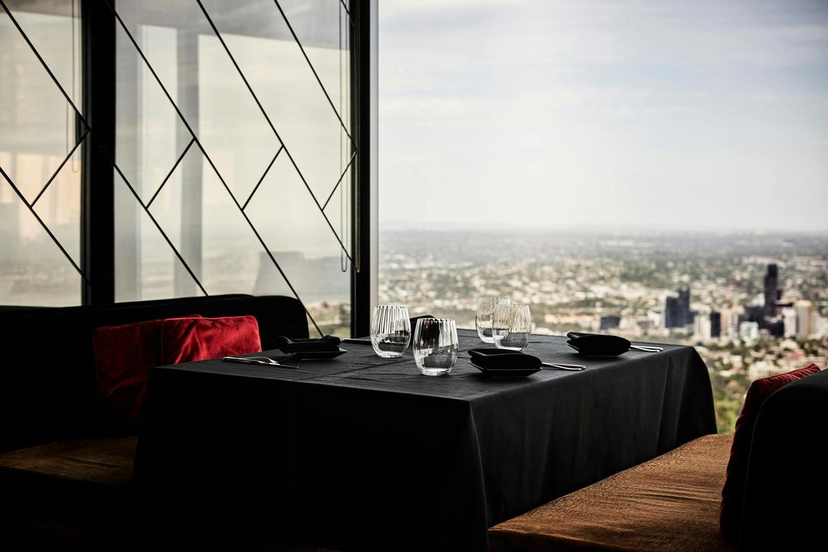 Table & View
