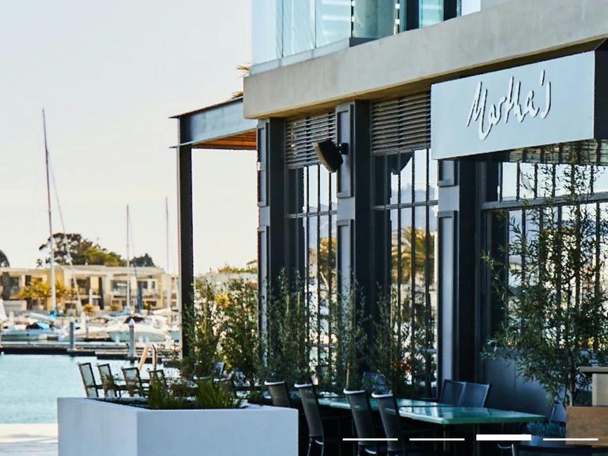 Sail, Dine and Unwind