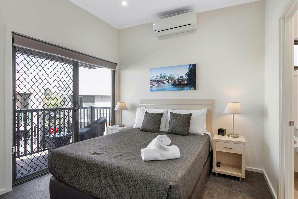 Discovery Parks - Melbourne - Deluxe 3 Bedroom Townhouse
