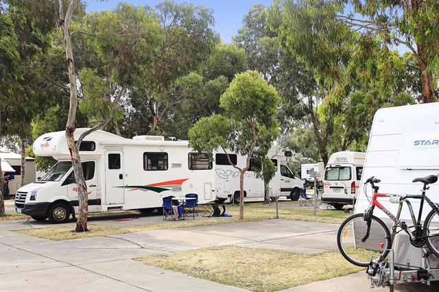 Discovery Parks - Melbourne - Powered Site Paved