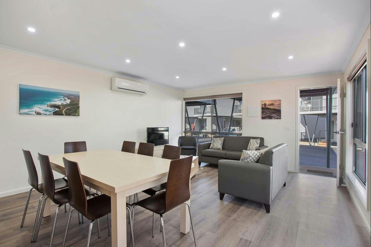 Discovery Parks - Melbourne - Deluxe 3 Bedroom Townhouse