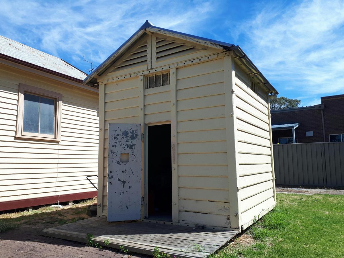 Edenhope Lock Up