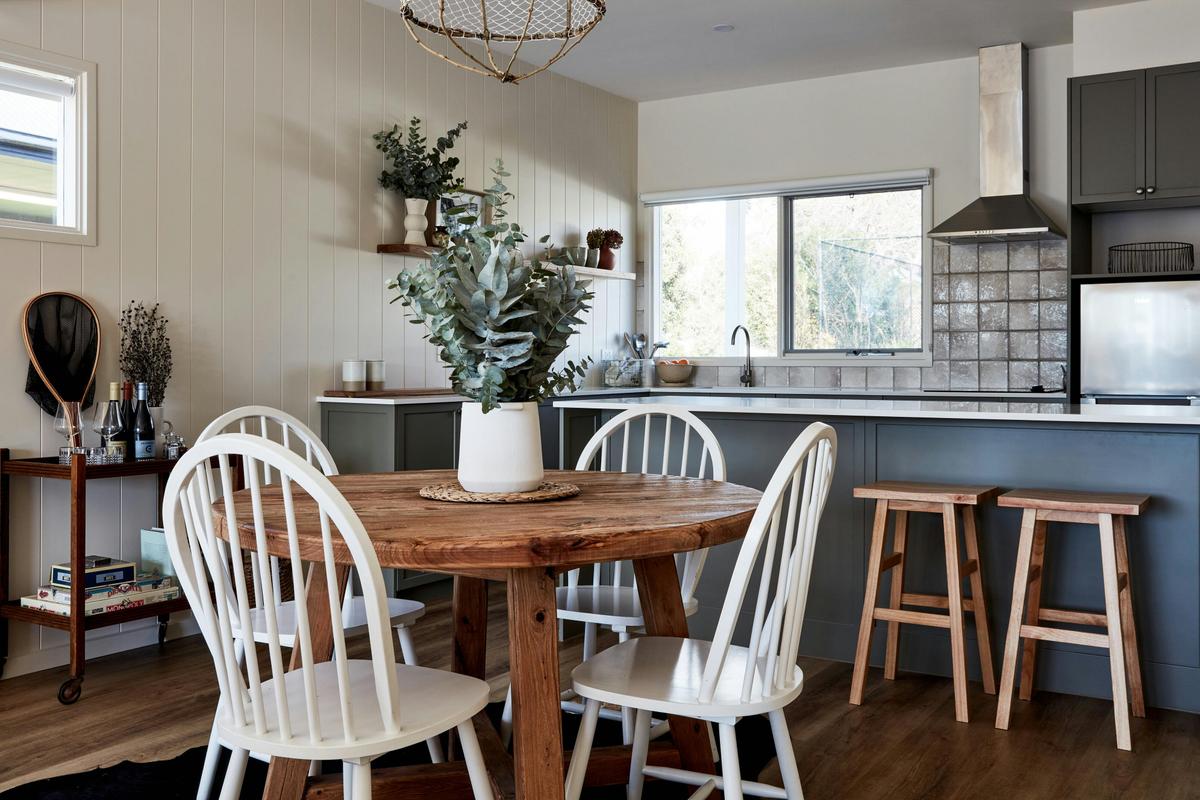 full kitchen