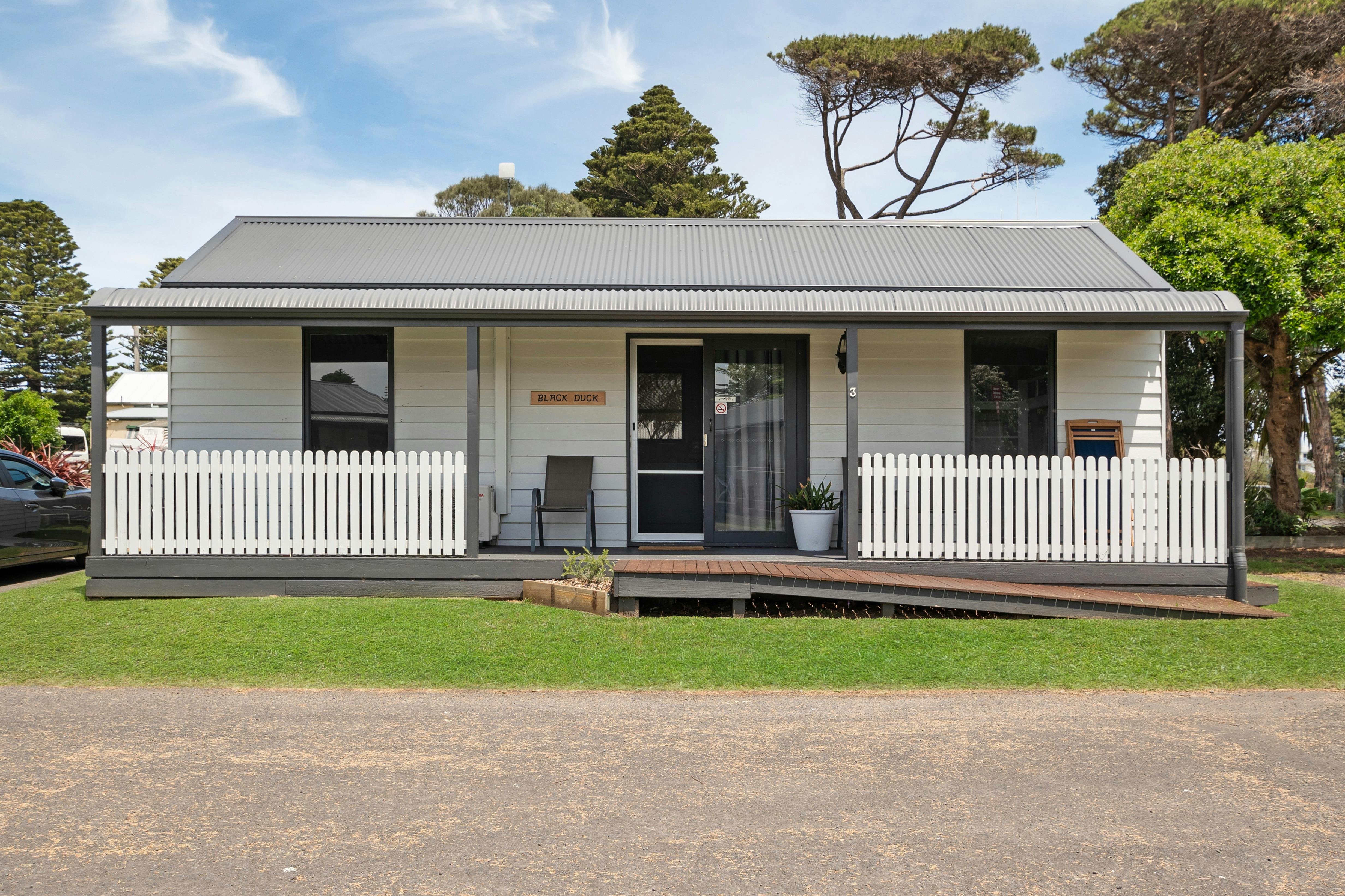 Gardens Caravan Park Cabins