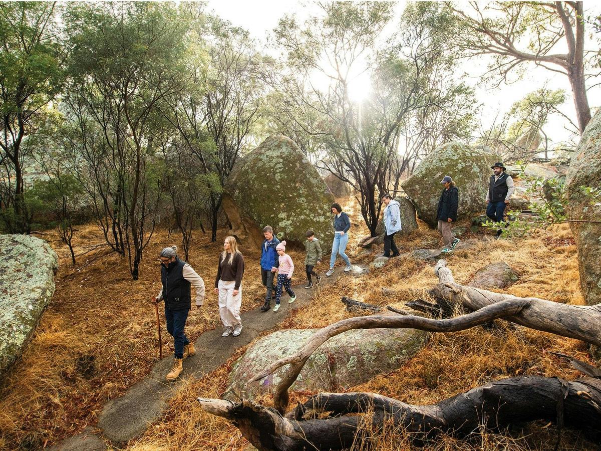 Dumawul Walking Tour at Kooyoora