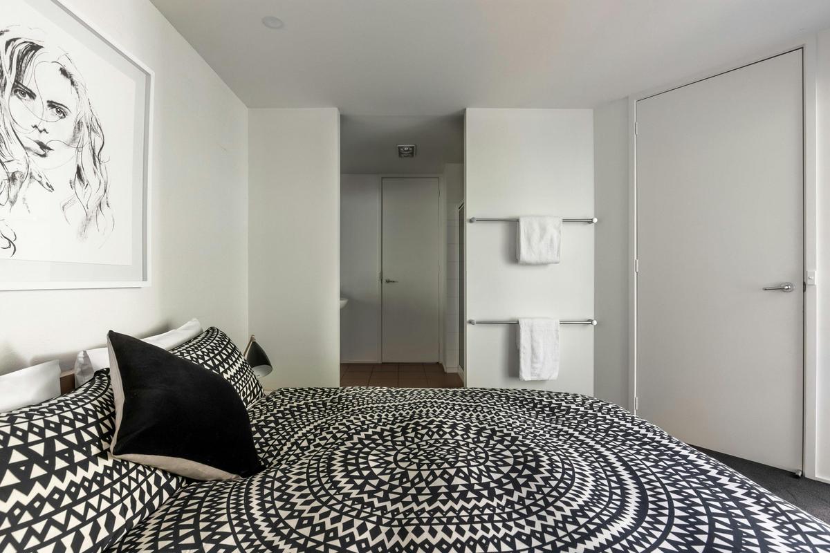 Main Bedroom + Ensuite
