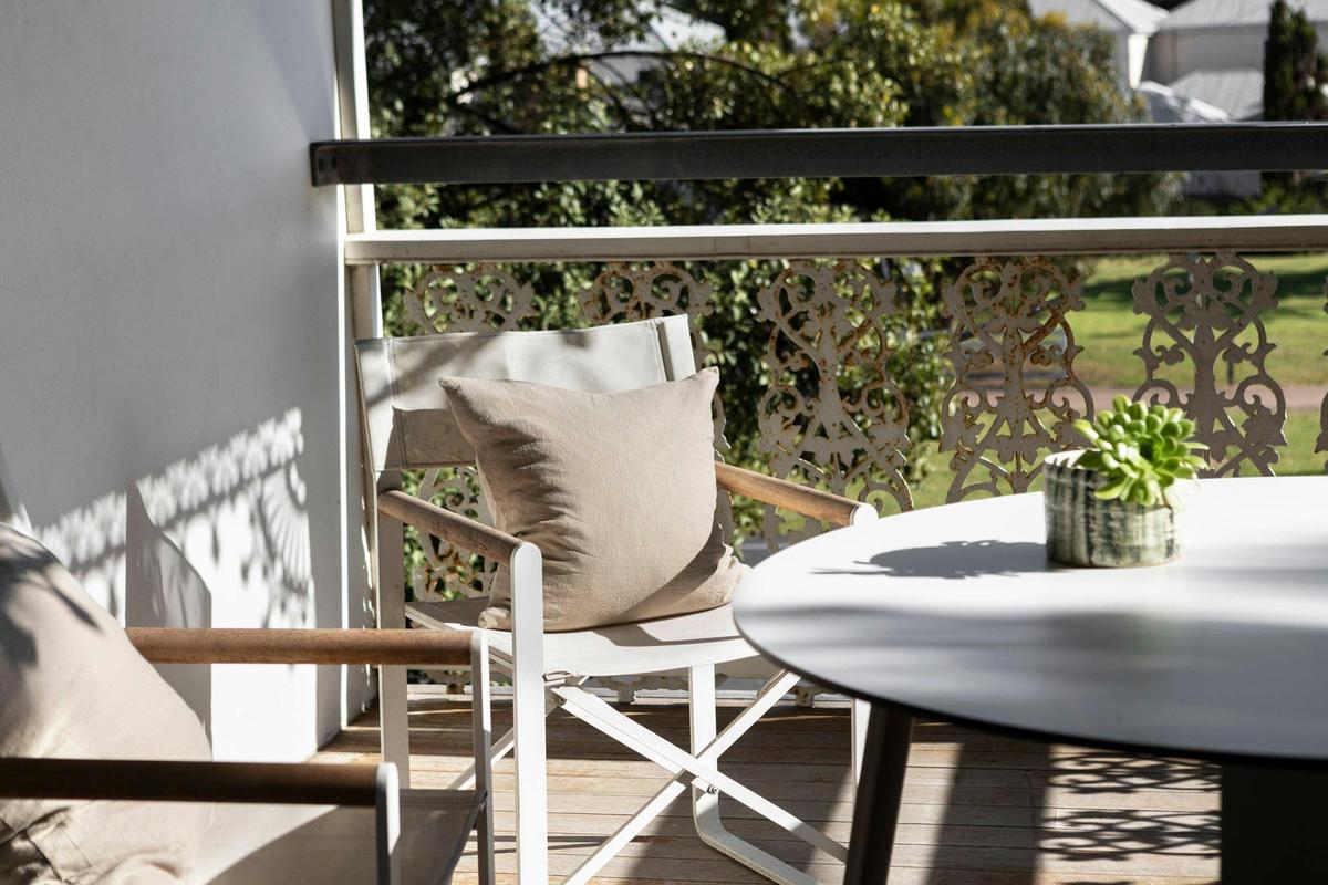 Suite 2 extra large balcony