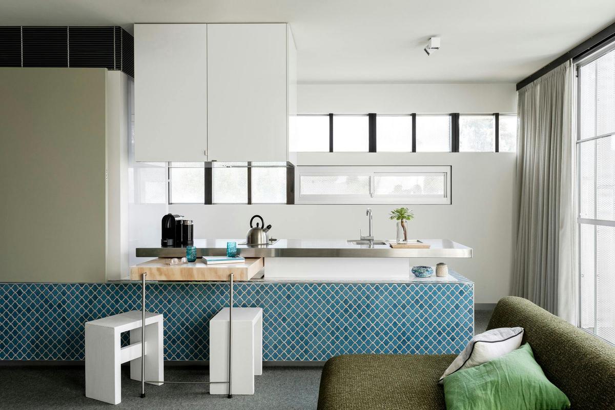 Suite 4 Kitchenette