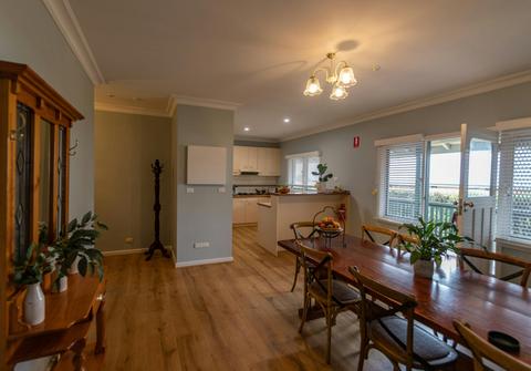 Guest House Dining
