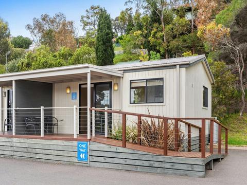 Deluxe Studio Access Cabin