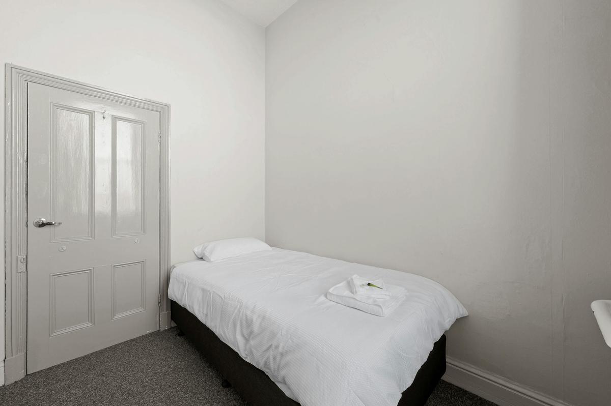 Euroa Hotel, Euroa, Victoria - Single Room