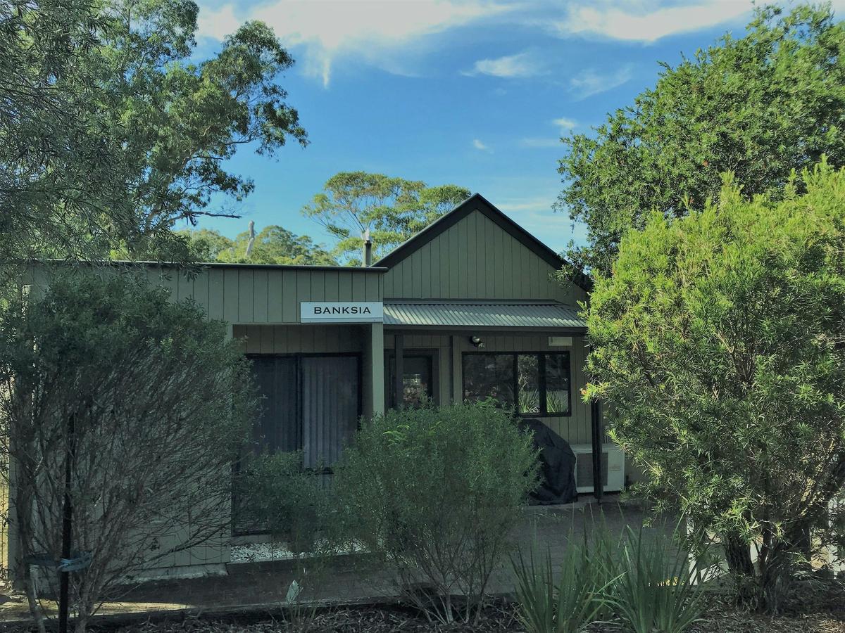 Single story resort teracce