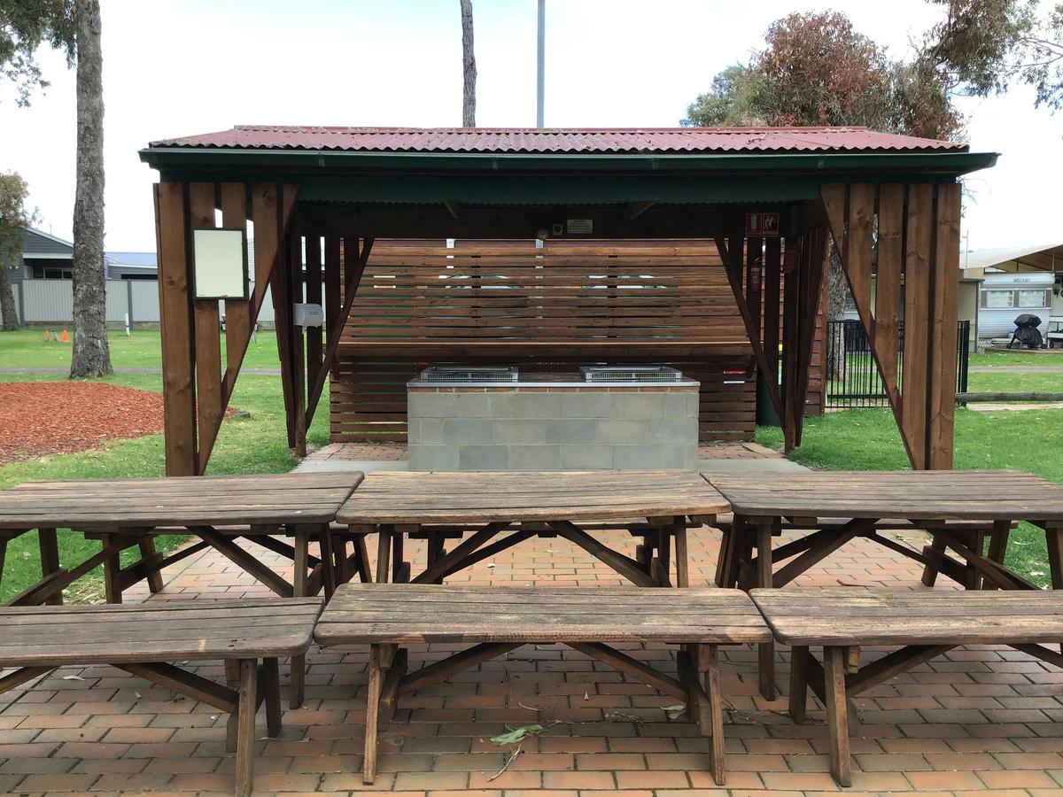 Dylene Holiday Park BBQ Area