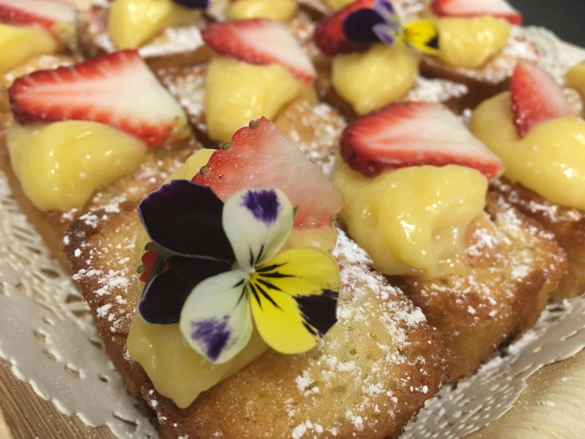 Lemon Friands
