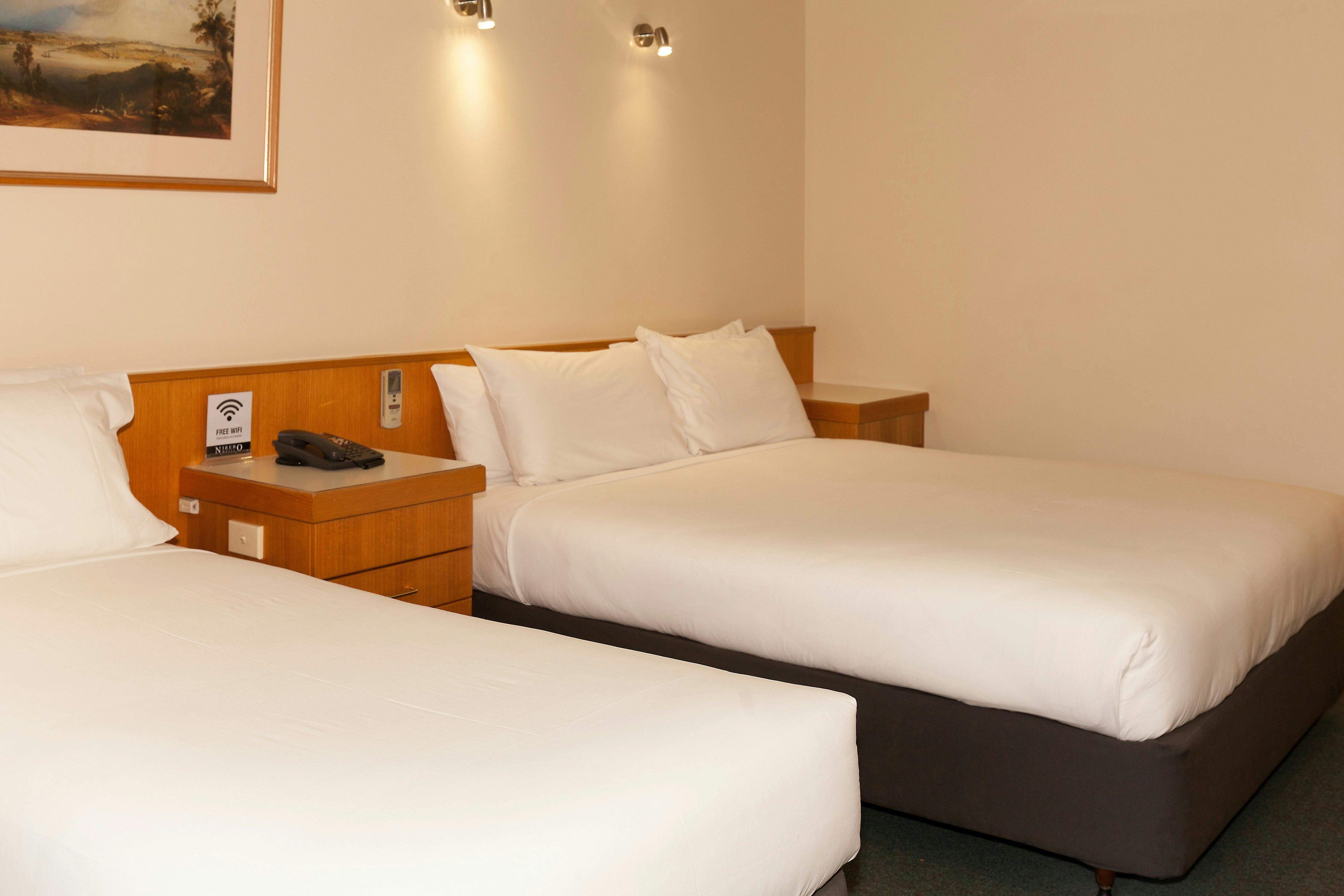 Triple Room - Clean Comfortable Room