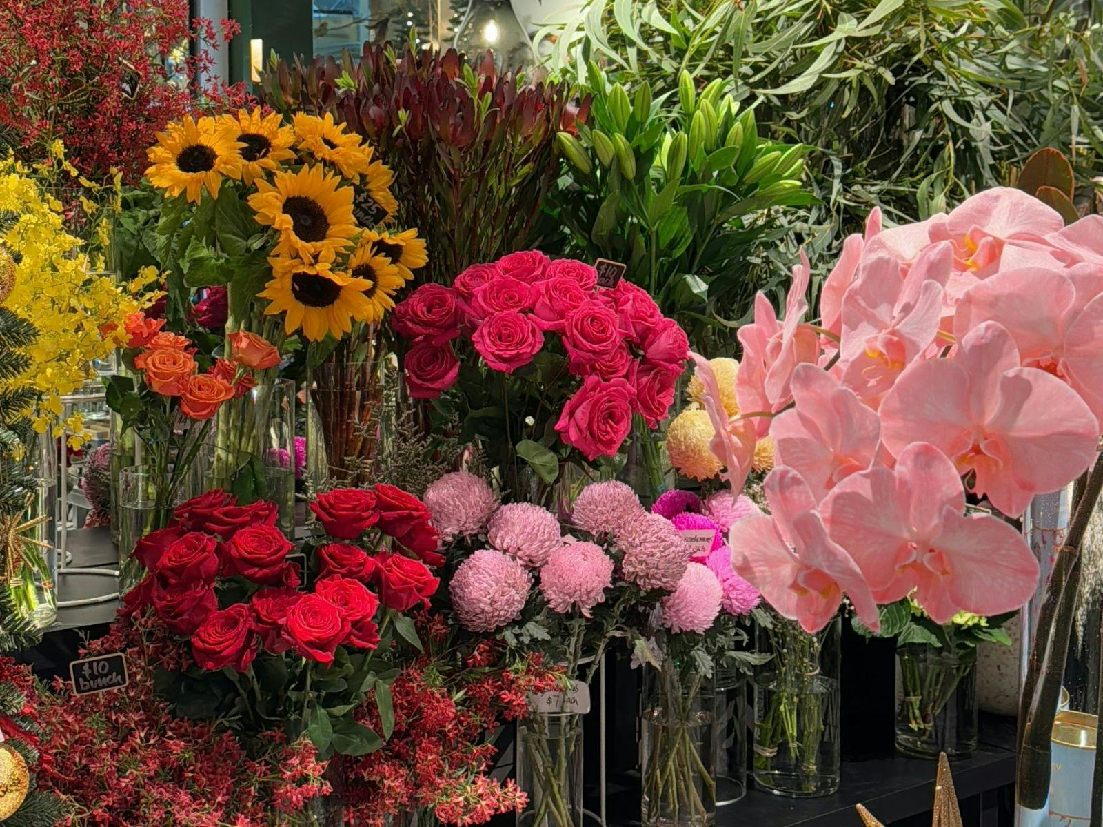 Inside Melbourne CBD Florist, Flowers Vasette
