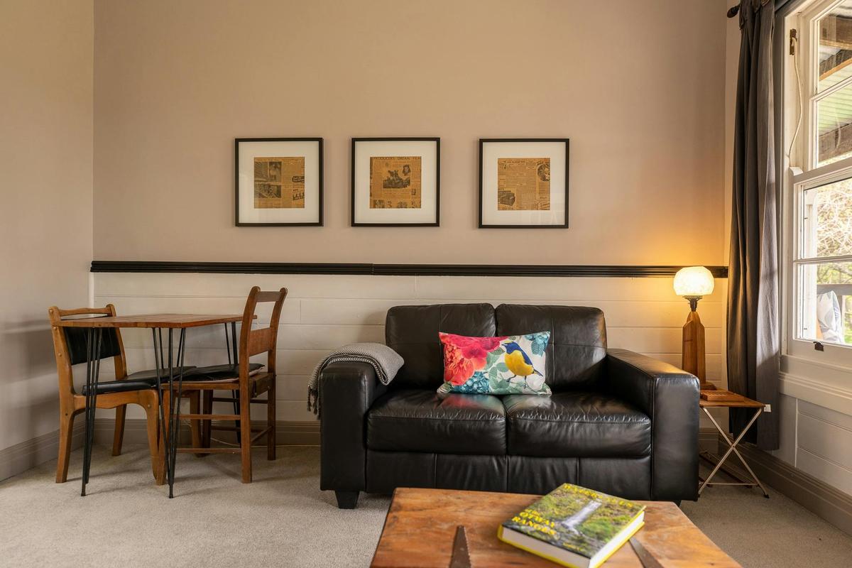 Forrest Suite, King or Twin single