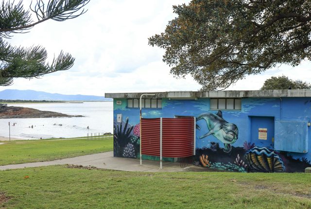 Horseshoe Bay Amenities Block Mural
