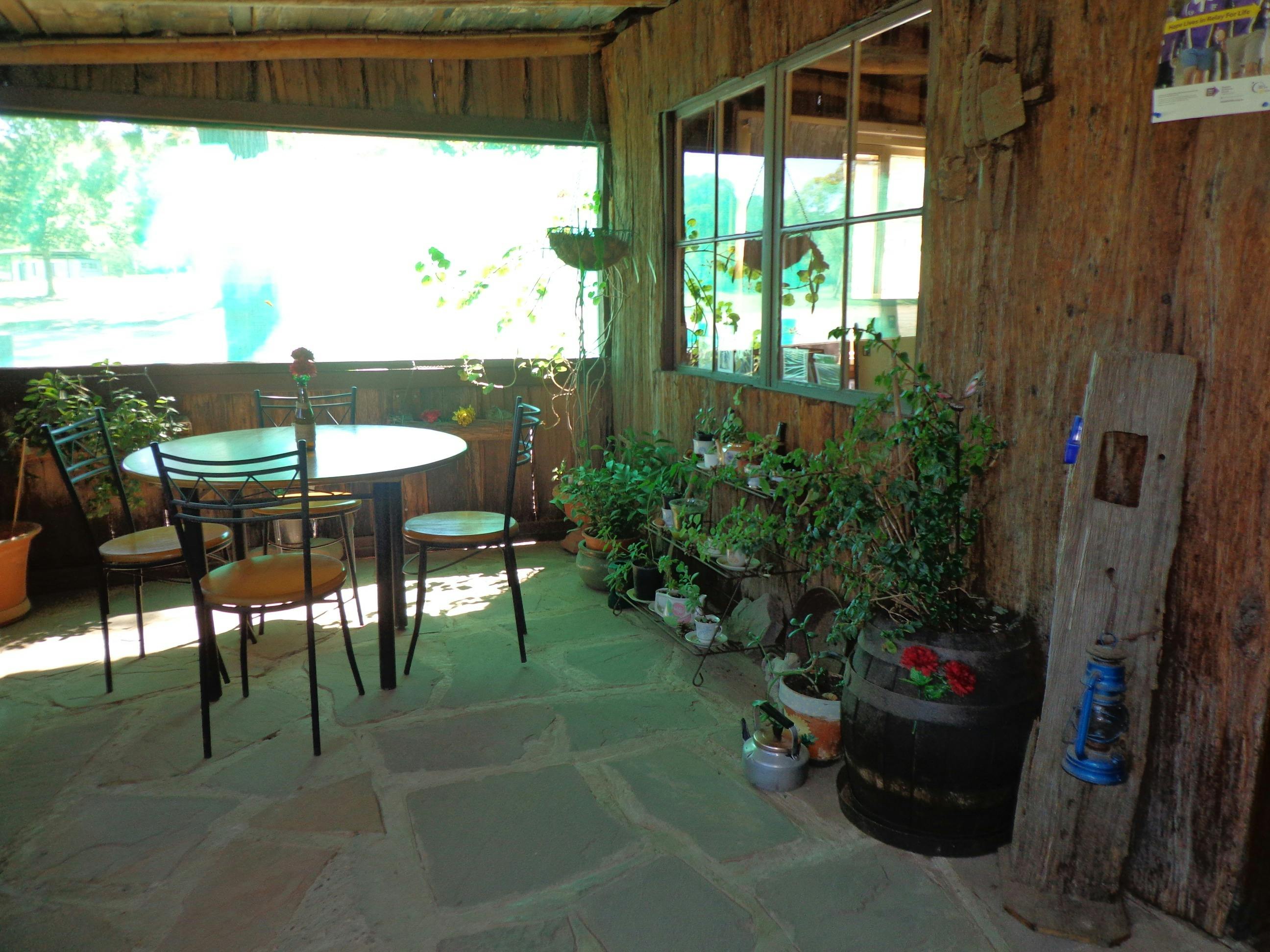 Tea room open 10am-5pm on weekends. Offers tea/coffee  scones,cold drinks & souvenirs.s,icecreams