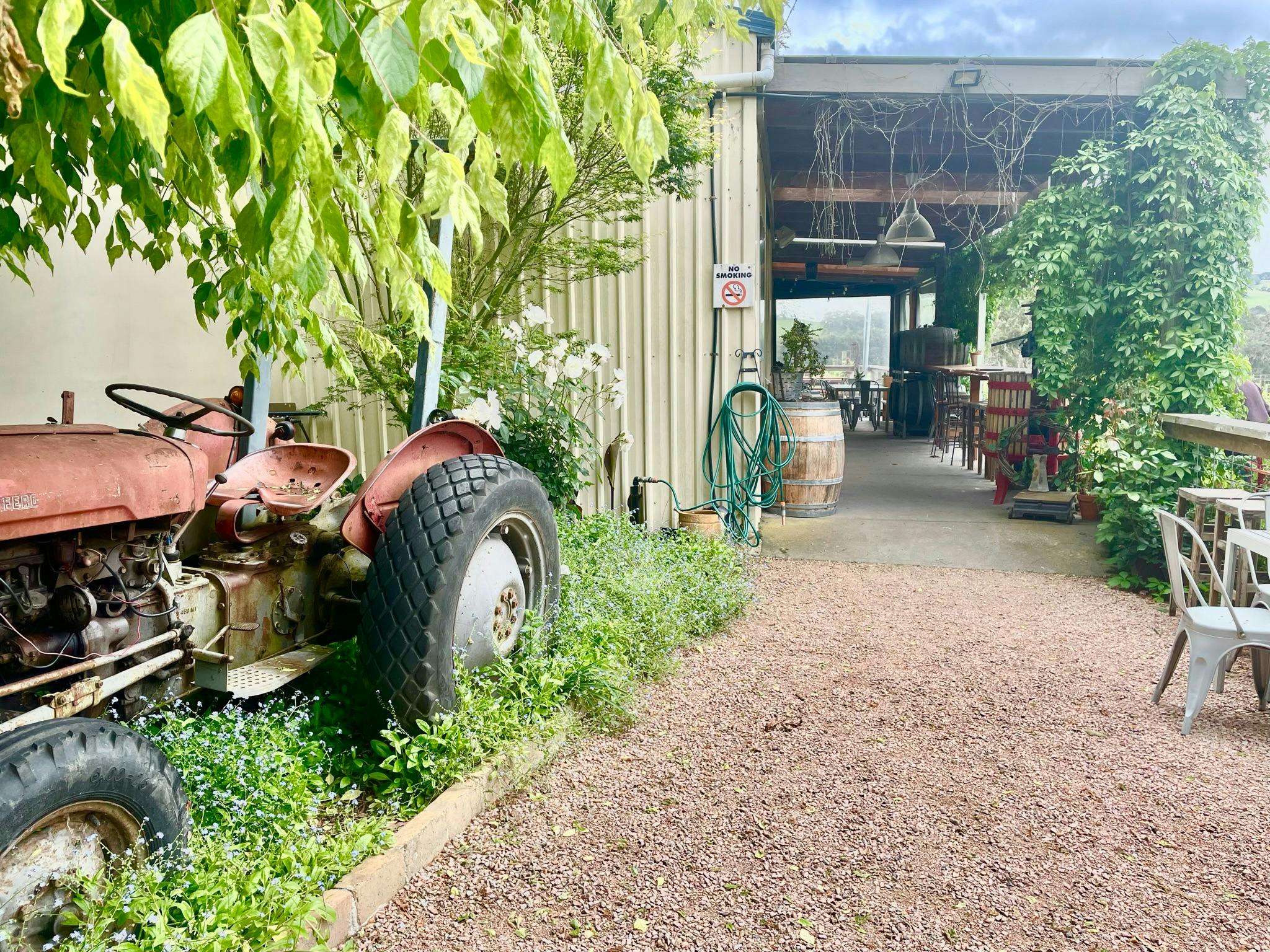 Loch Village Vineyard Cellar Door