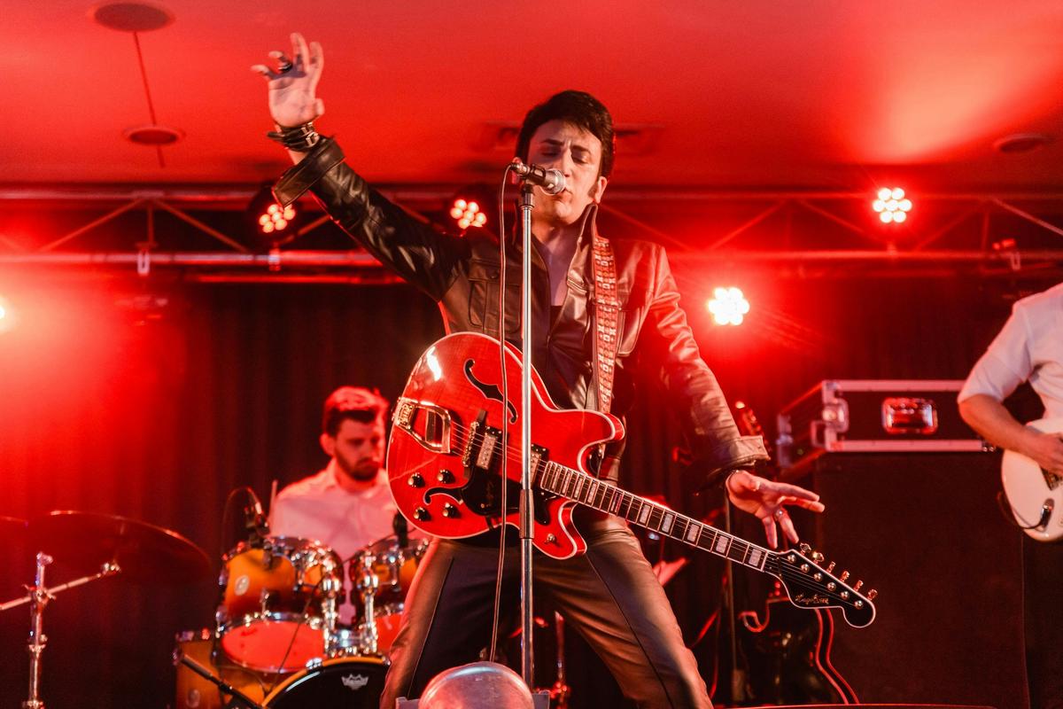 Elvis tribute show