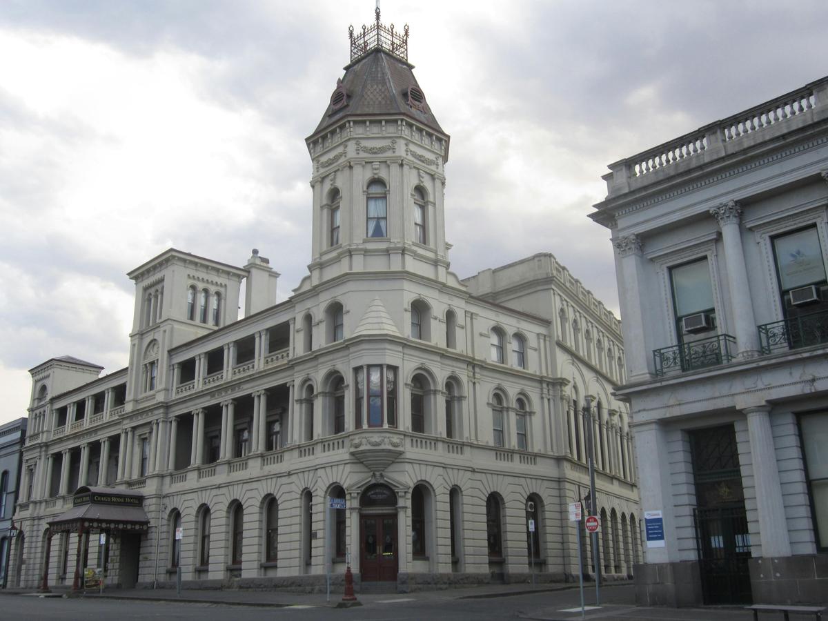 Craigs Royal Hotel