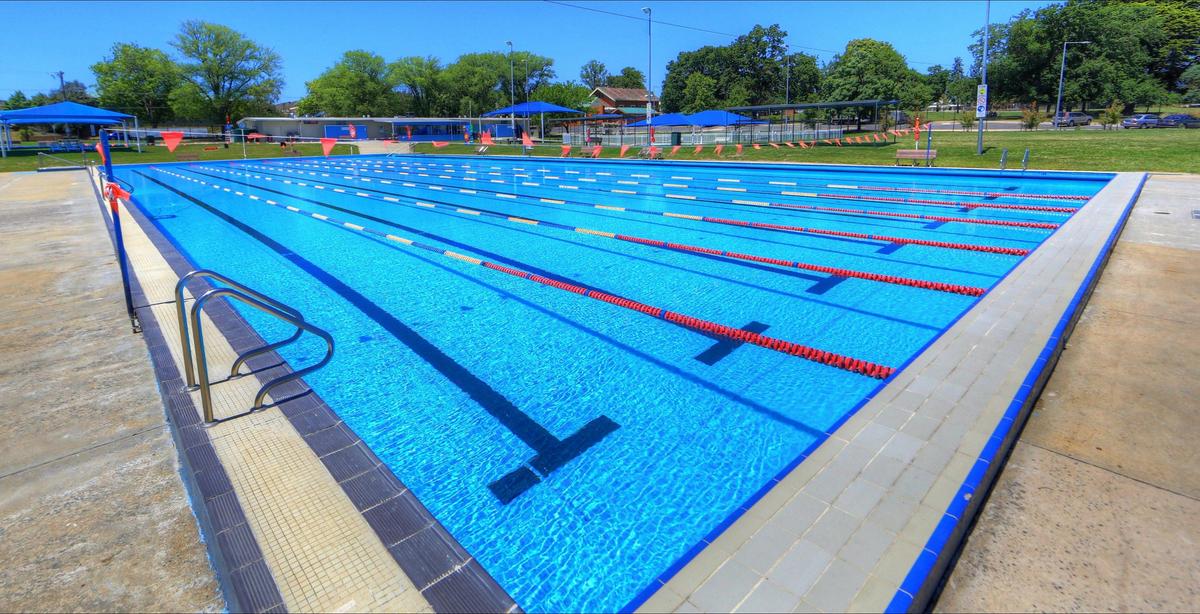 Eureka Swimming Complex - Located Next Door