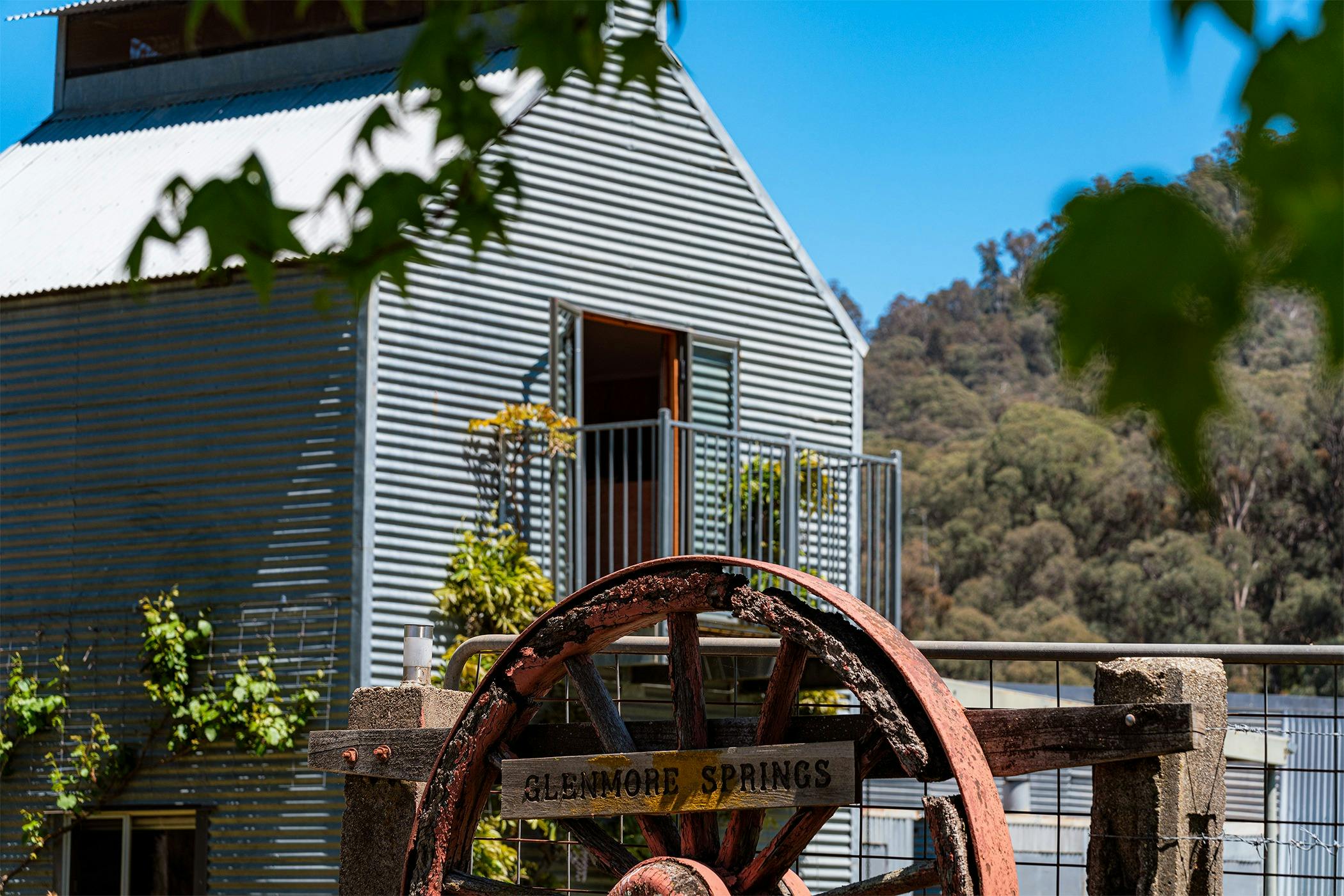 Front entrance to Glenmore Springs Farm