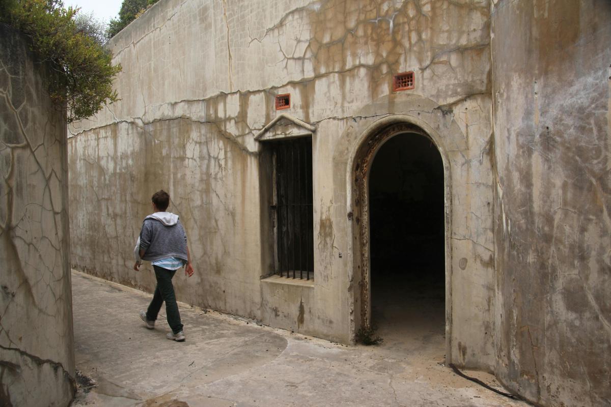 Fort Pearce Walk (Point Nepean National Park)