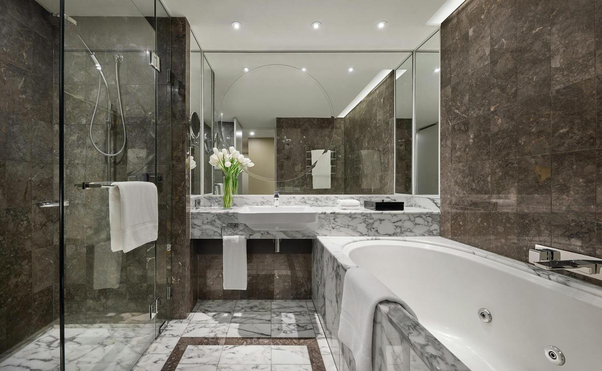 Luxurious Italian Marble Bathroom