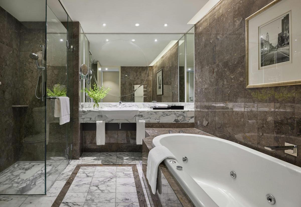 Luxurious Italian Marble Bathroom