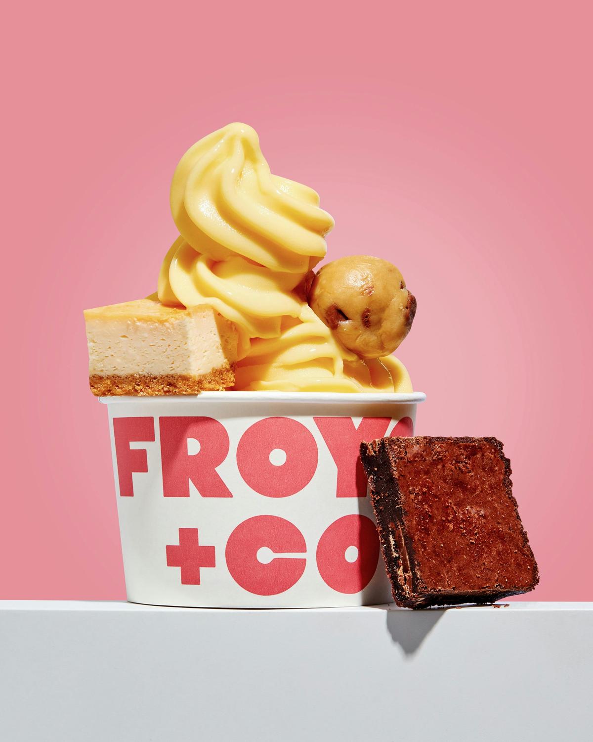 Big Cookie Co treats, New York Cheese Cake, Cookie Dough & Brownie