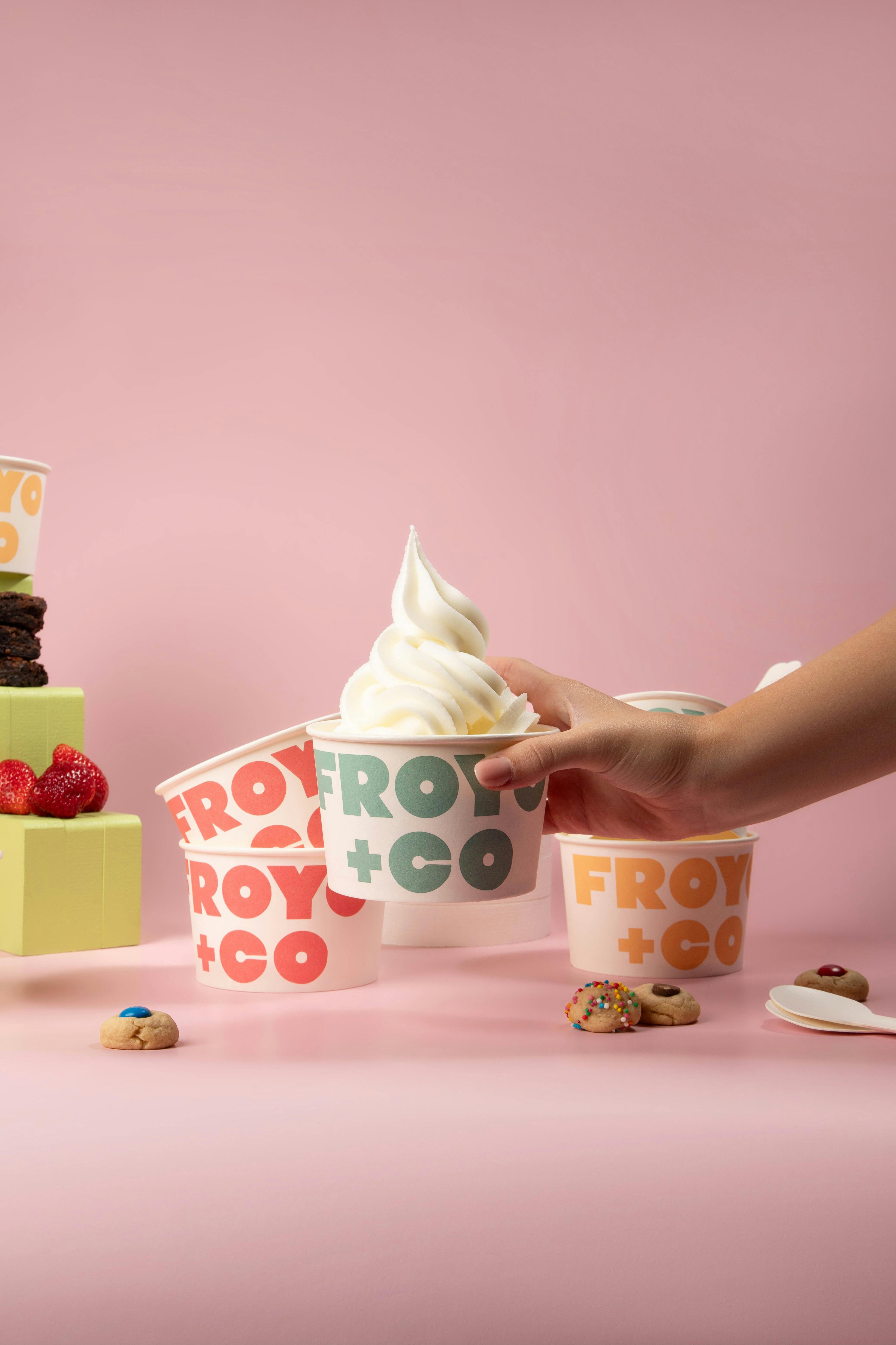 Froyo & co Frozen Yogurt