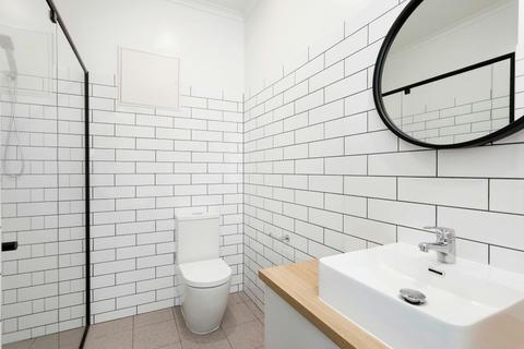 King Room Apartment  Bathroom