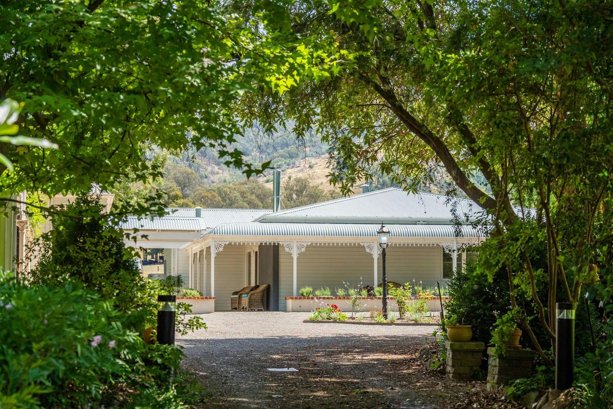 Glen AVon Country House