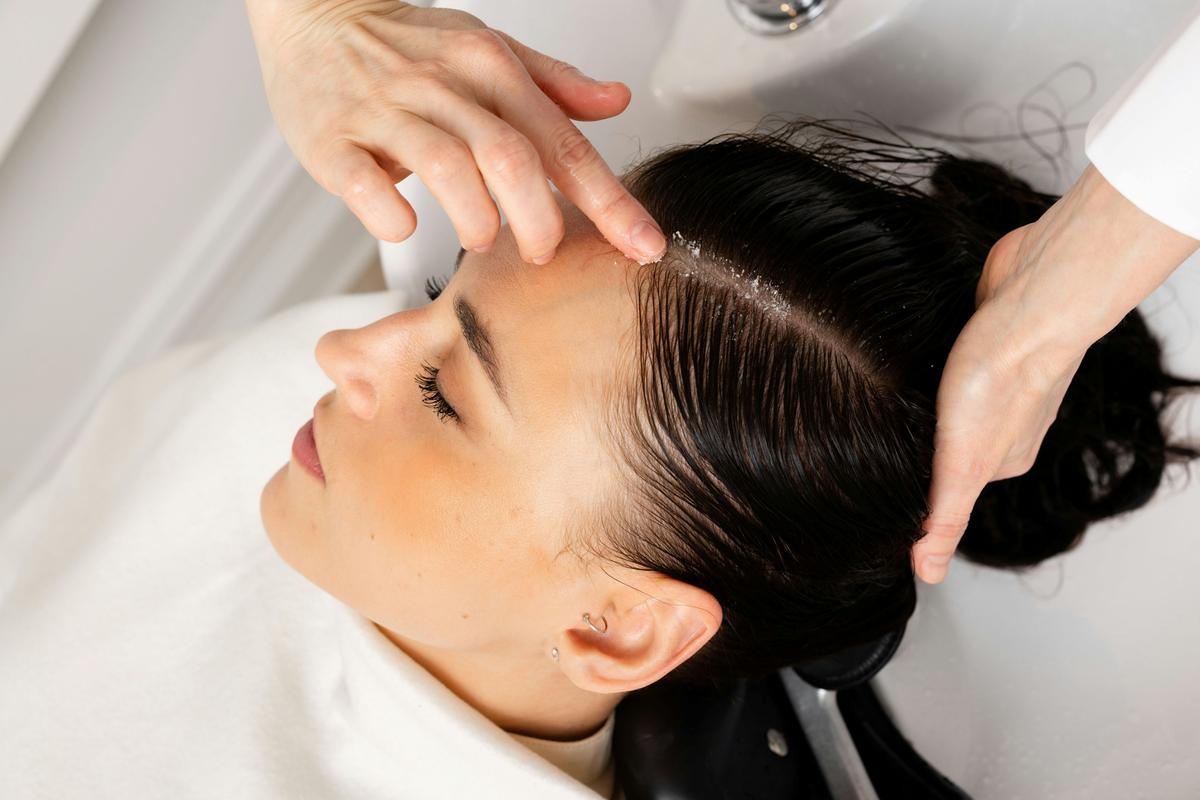 Japanese scalp exfoliation treatment at luxury head spa Melbourne. Trichologist scalp therapy ritual