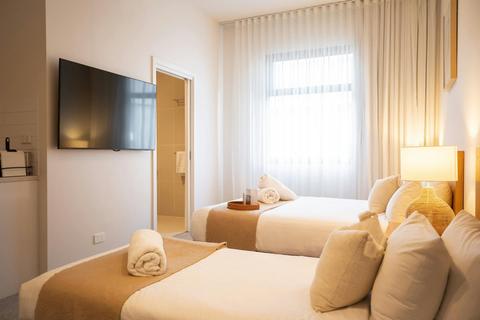 Twin Share Suite