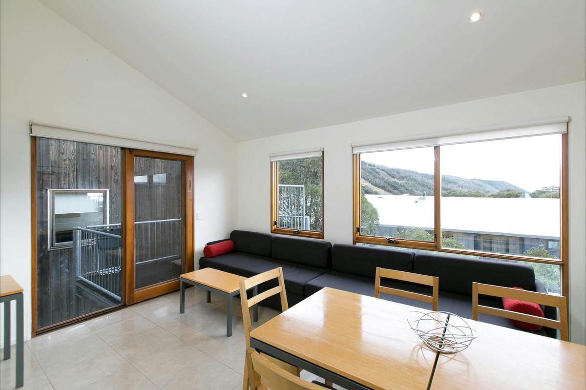 Lounge, alpine views